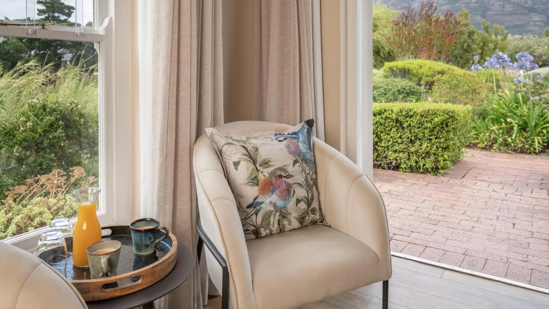 The Dongola Guesthouse Cape Town